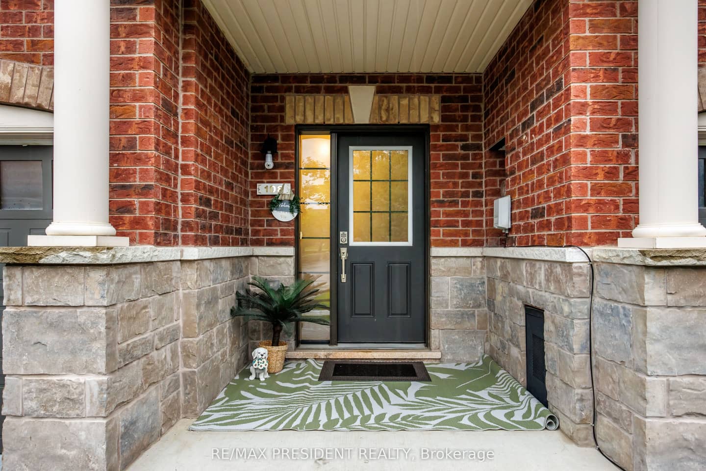 108 underwood Drive, Whitby, ON L1M 0K9