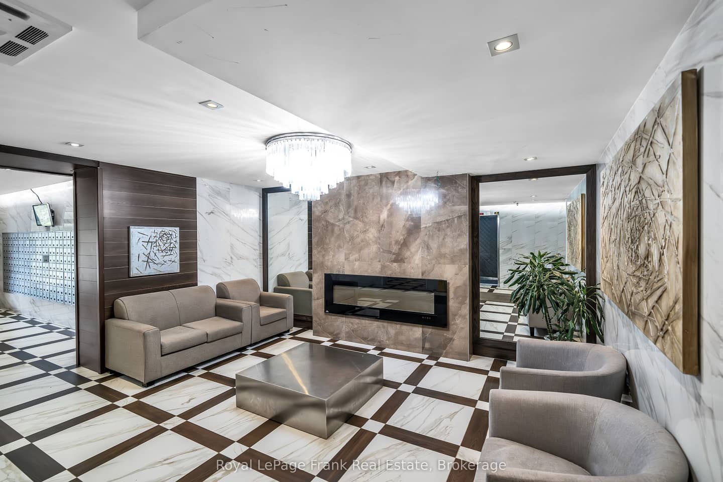 100 Wingarden Court 704, Toronto, ON M1B 2P4