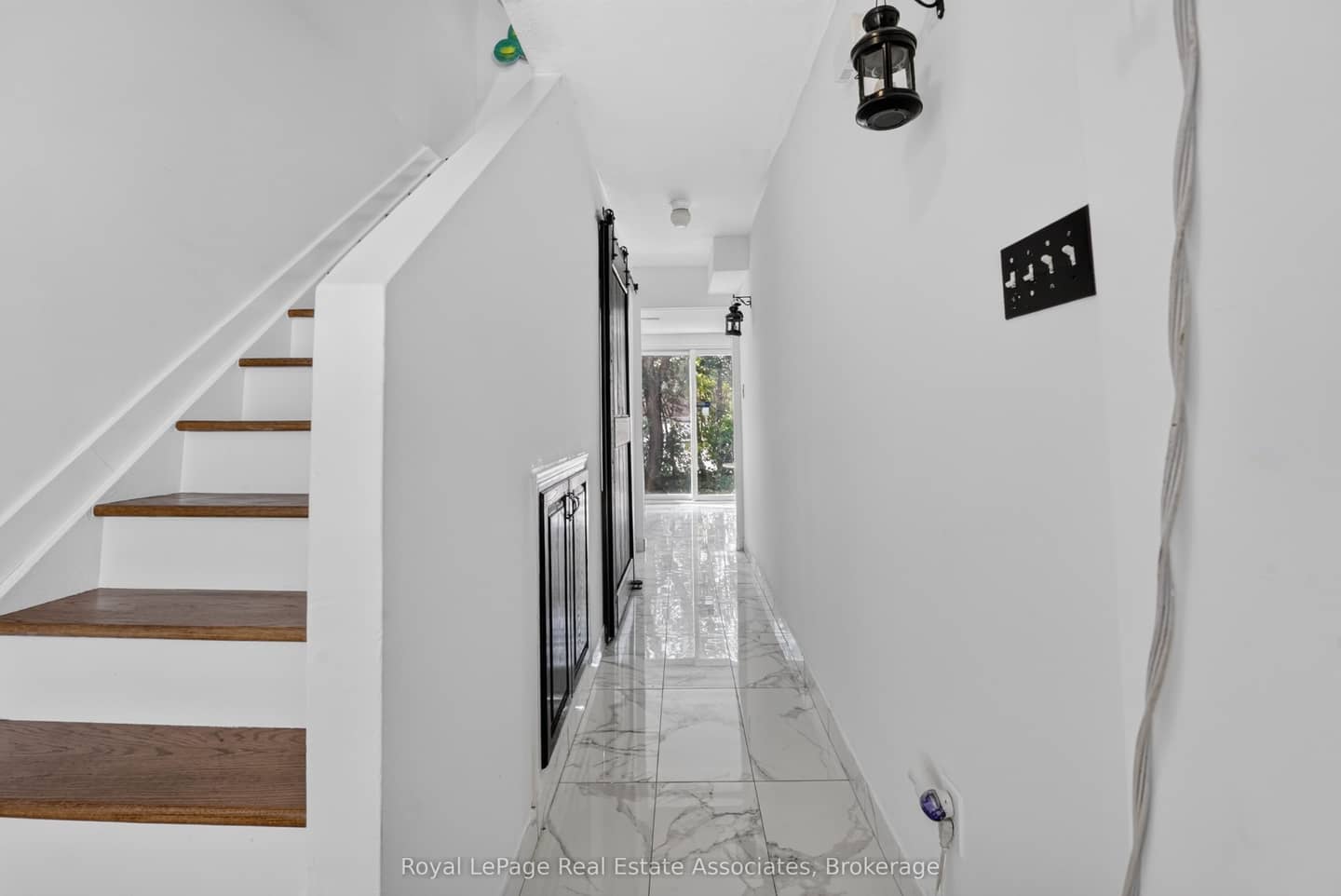 6 Ellerslie Road, Brampton, ON L6T 4C2