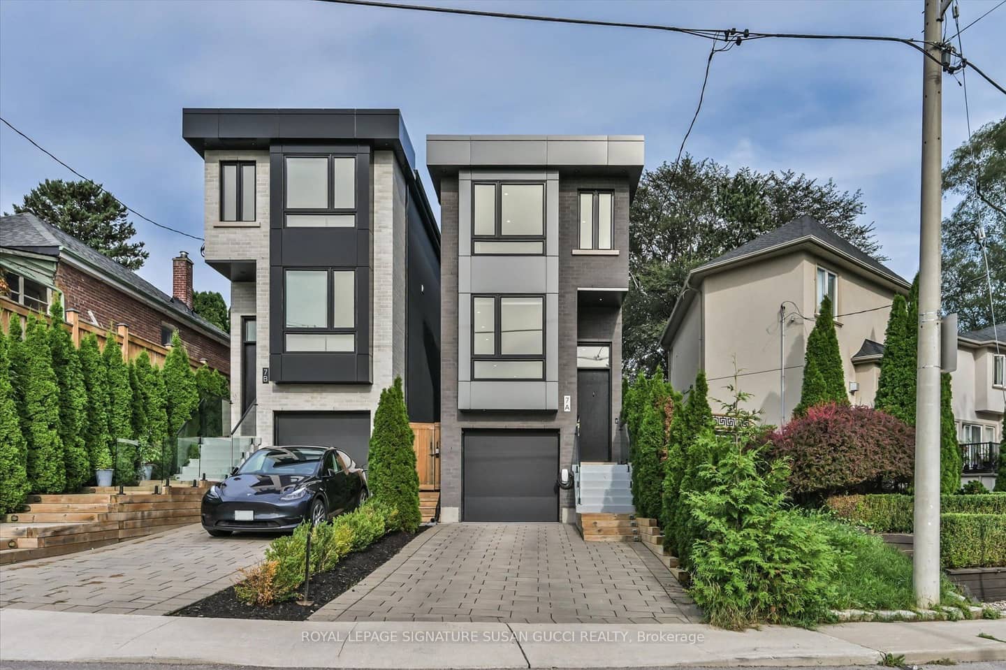 7A Everett Crescent, Toronto, ON M4C 4P3