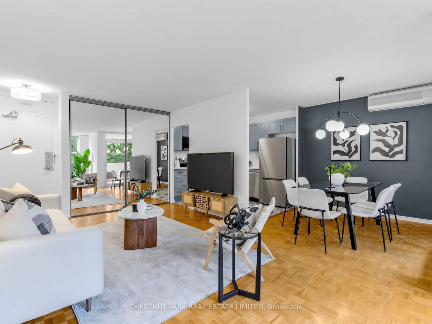 40 Homewood Avenue 414, Toronto, ON M4Y 2K2