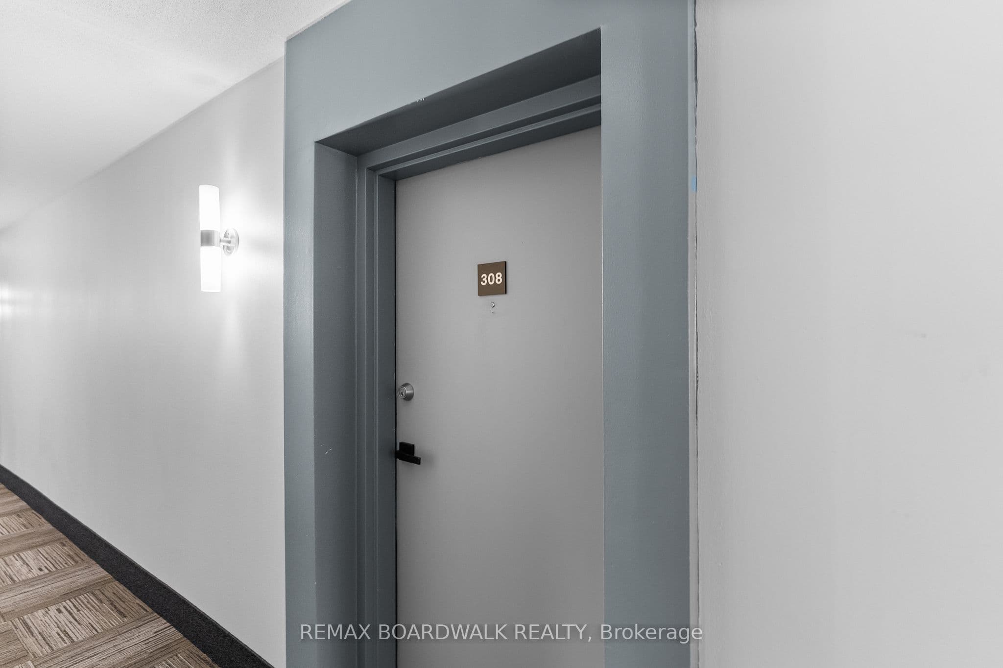 218 Viewmount Drive 308, Cityview - Parkwoods Hills - Rideau Shore, ON K2E 7X5