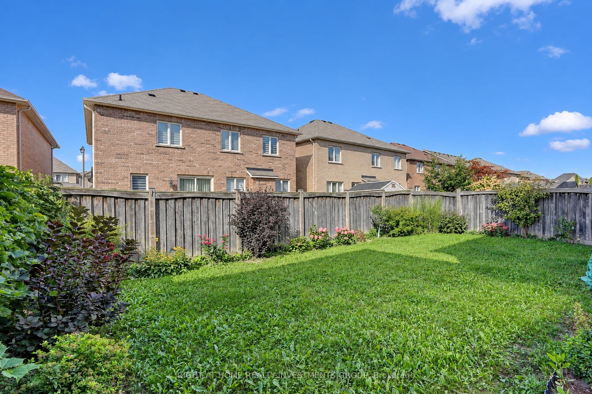 14 Shiner Drive, Richmond Hill, ON L4E 4V5
