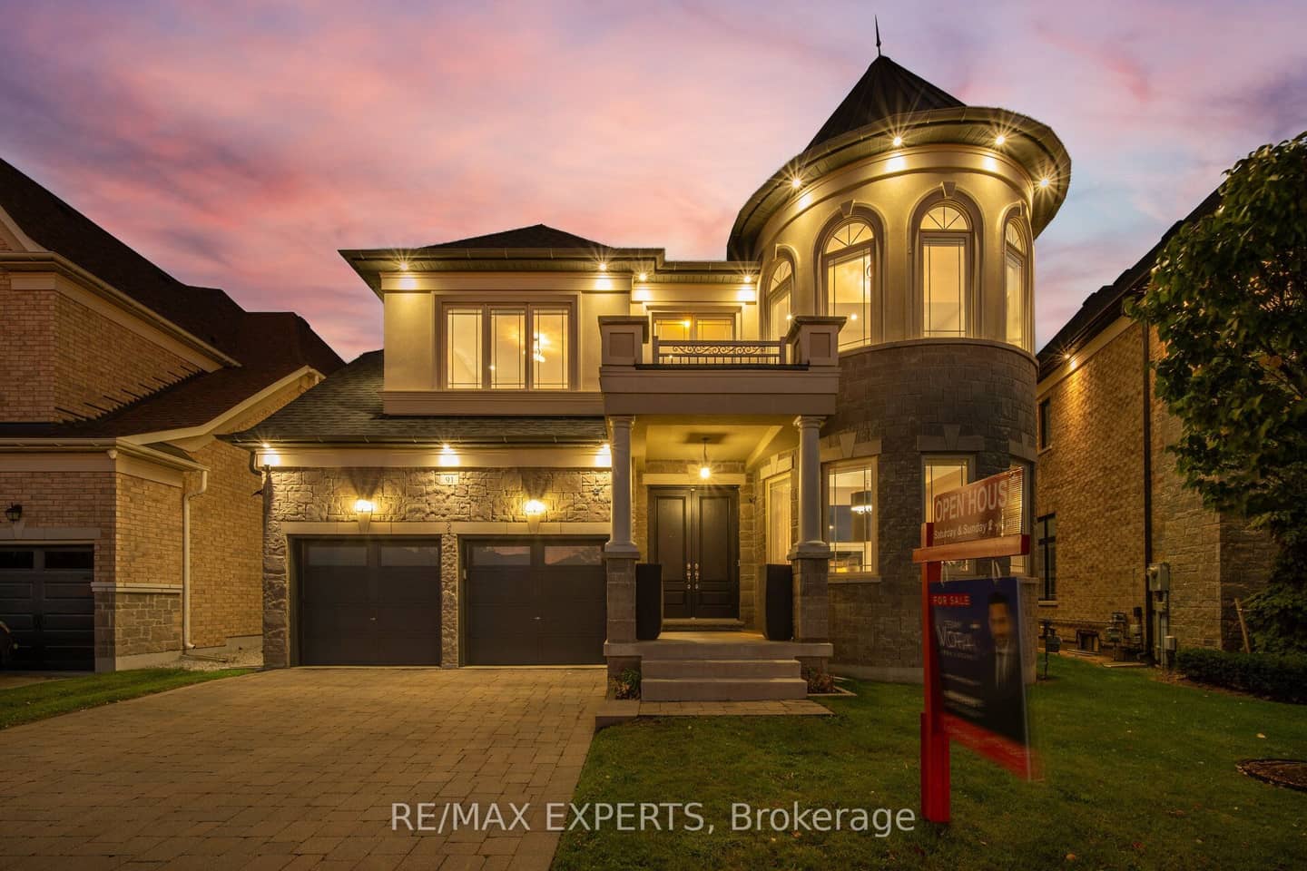 91 Woodgate Pines Drive, Vaughan, ON L4H 4A4