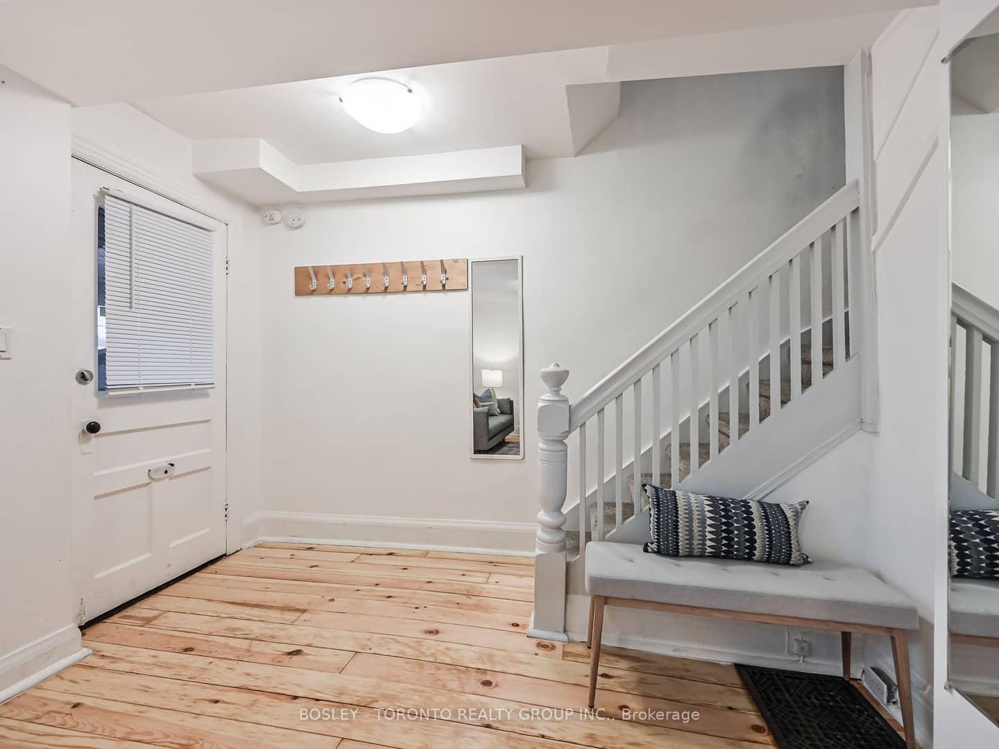 627 Dupont Street, Toronto, ON M6G 1Z3
