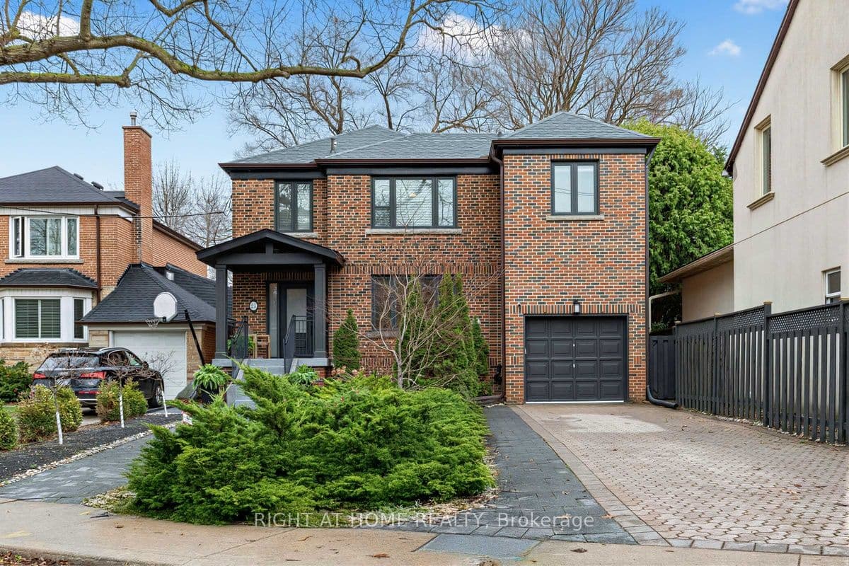 21 Austin Terrace, Toronto, ON M5R 1Y2