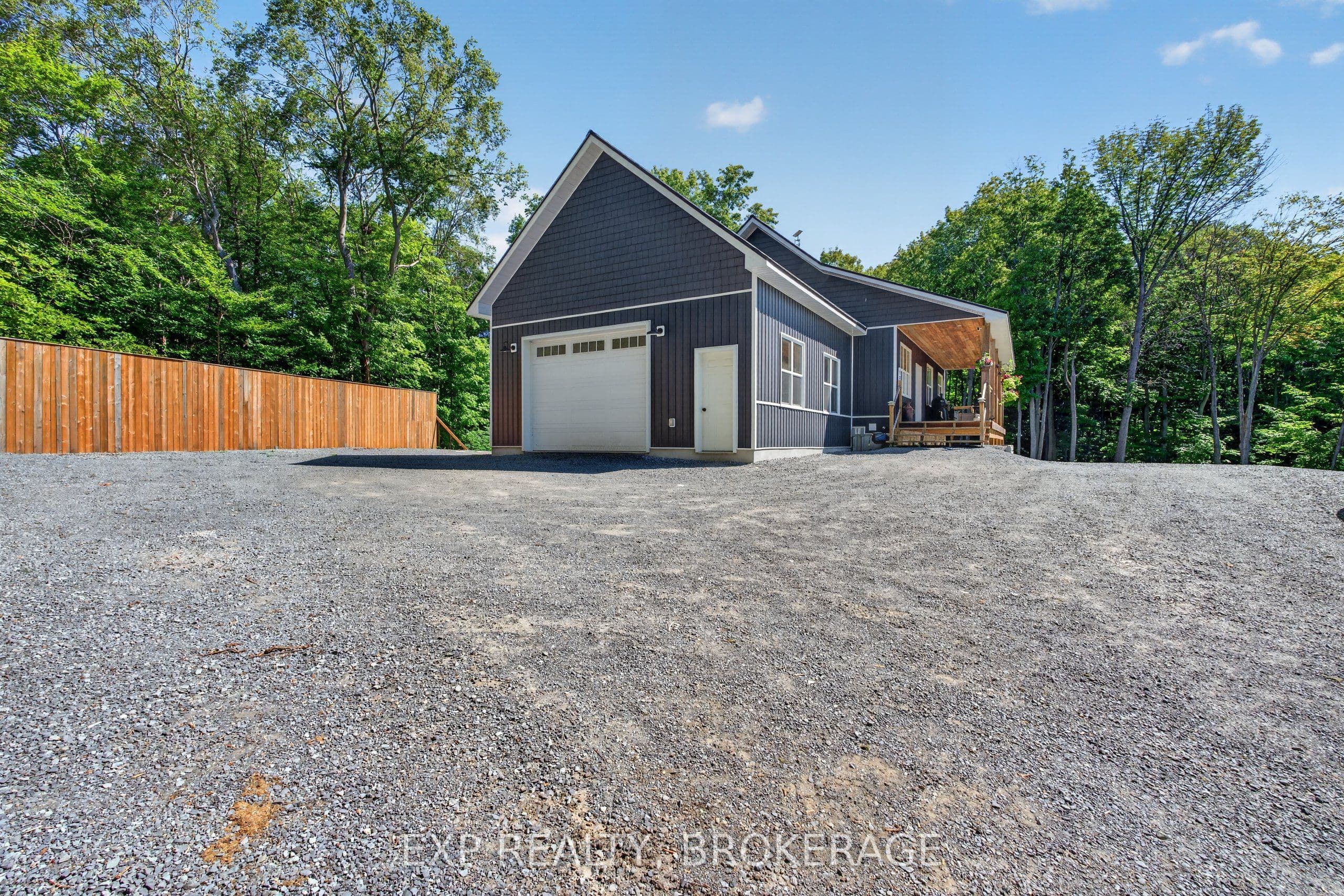 1020 HILL Road, Frontenac, ON K0H 1T0