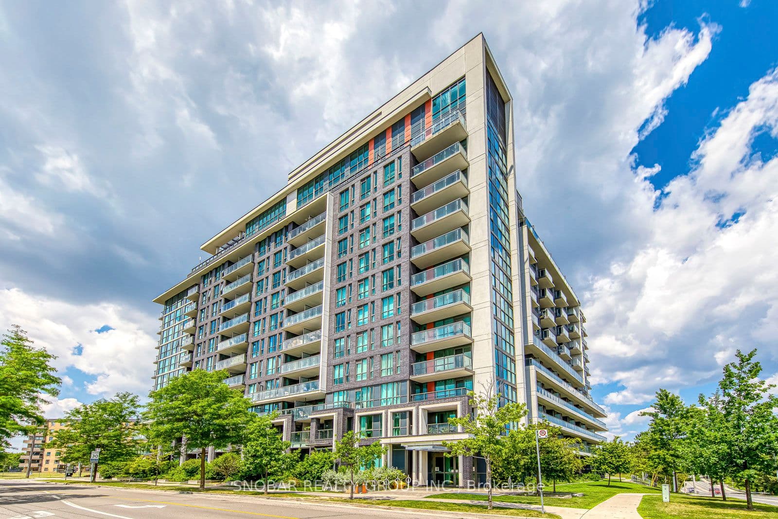 80 Esther Lorrie Drive 618, Toronto, ON M9W 0C6