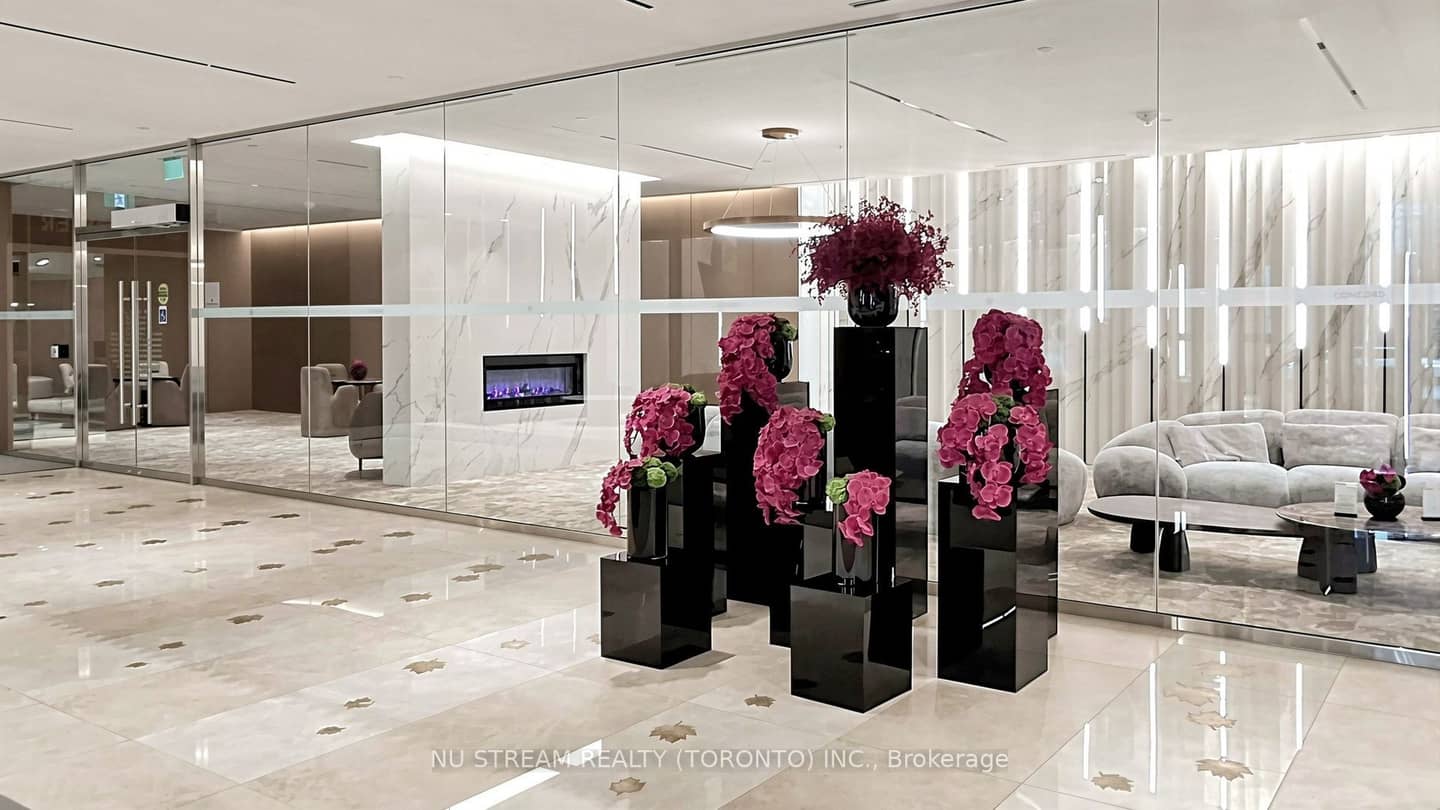 3 Concord Cityplace Way 4805, Toronto, ON M5V 0X4