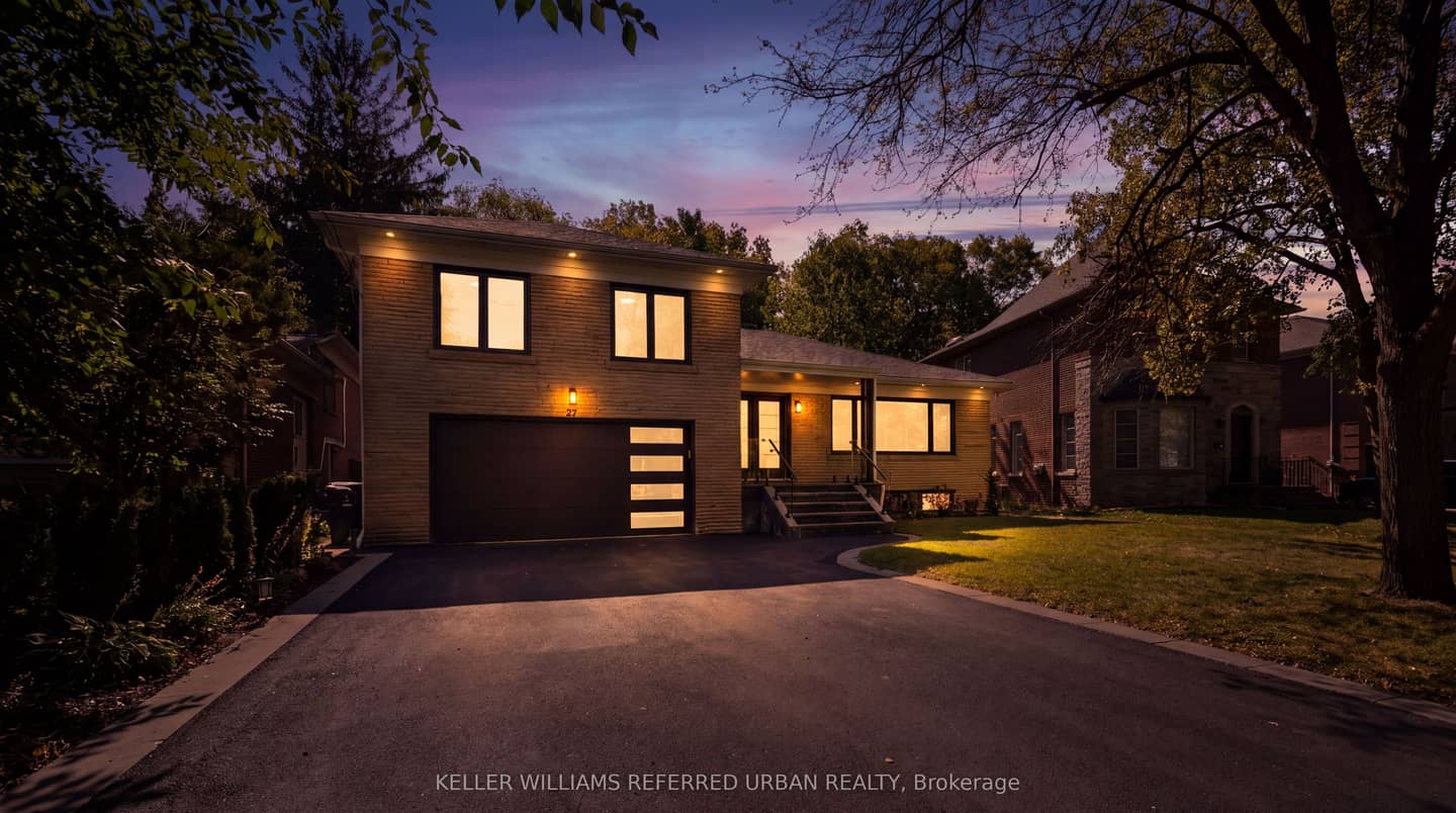 27 Christine Crescent, Toronto, ON M2R 1A4