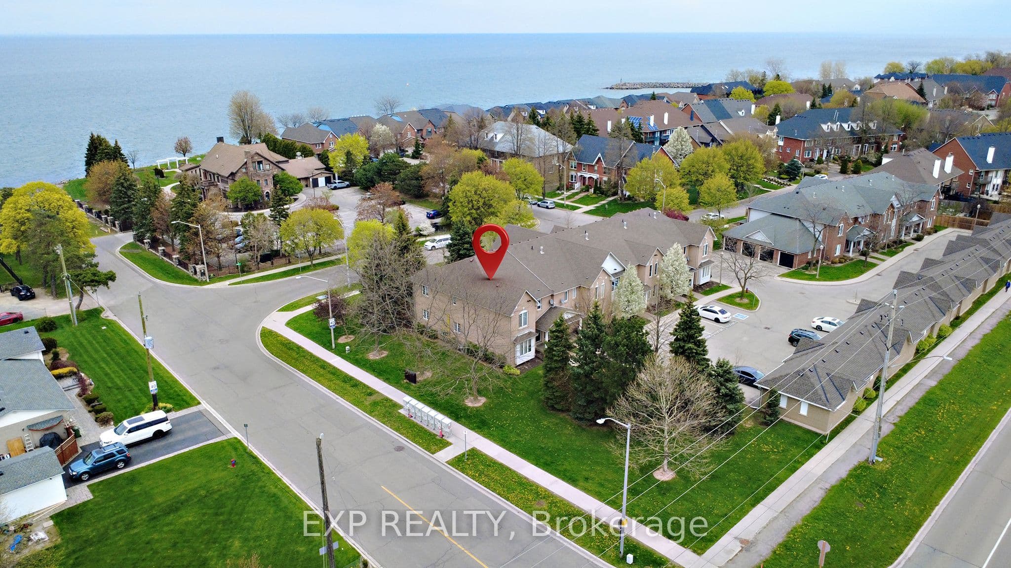 2 Harbour Drive 9, Hamilton, ON L8E 6B1