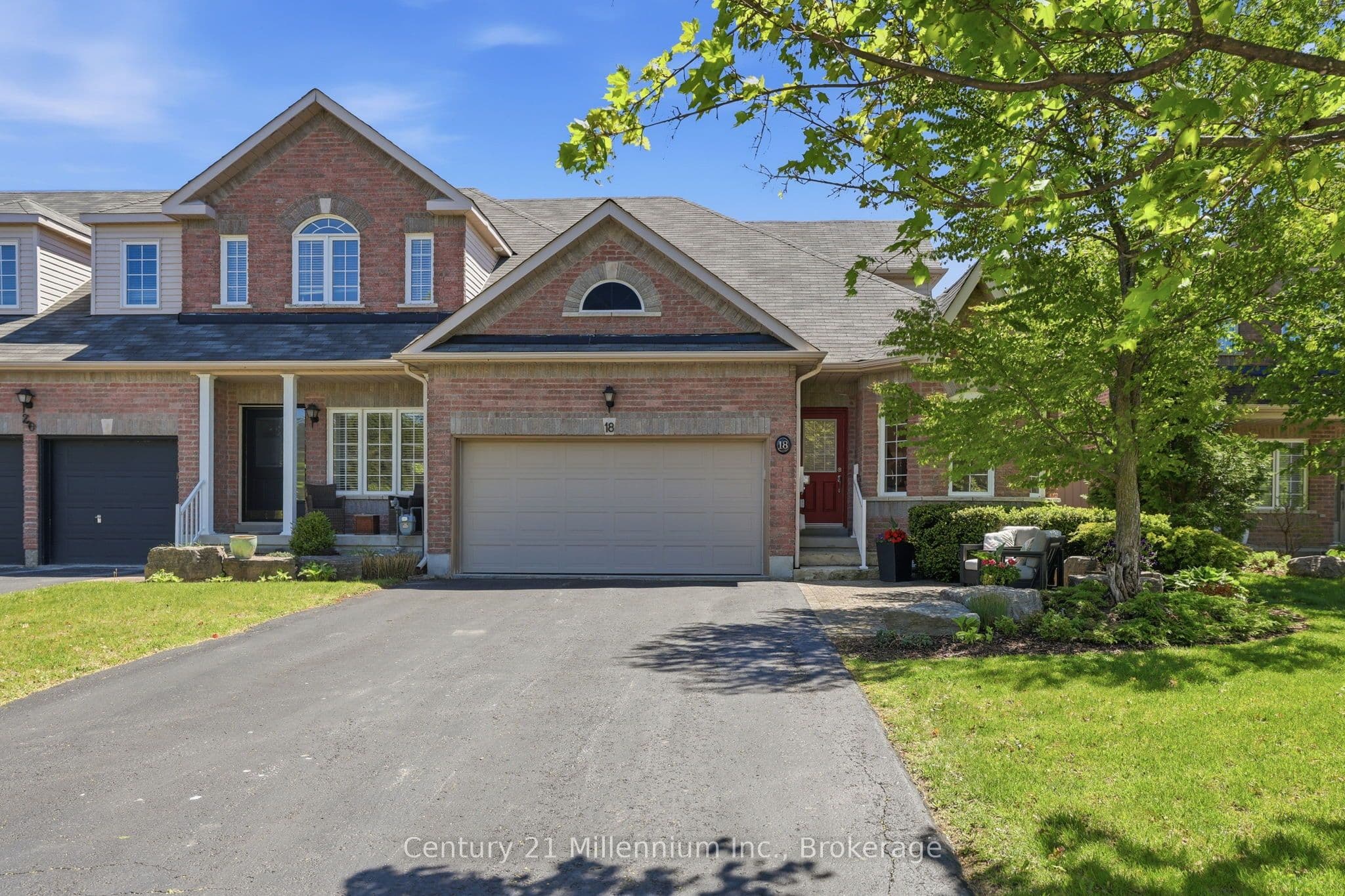 18 Thomas Drive, Collingwood, ON L9Y 0A6
