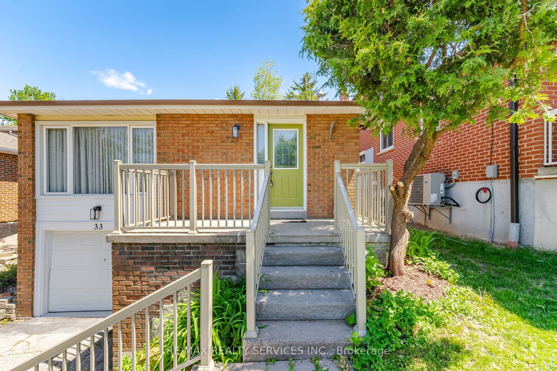 33 Hesp Drive, Caledon, ON L7E 2R5