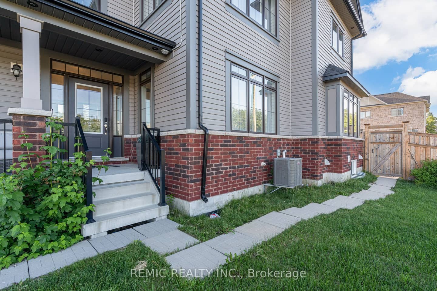 234 William Fair Drive, Clarington, ON L1C 4A6