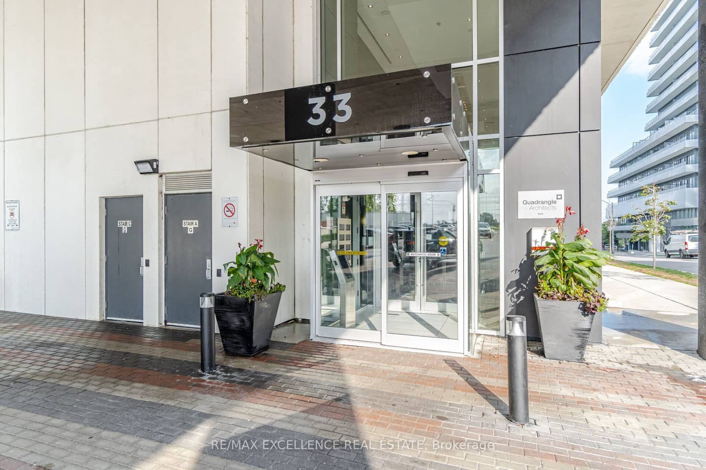 33 Shore Breeze Drive 1208, Toronto, ON M8V 0G1