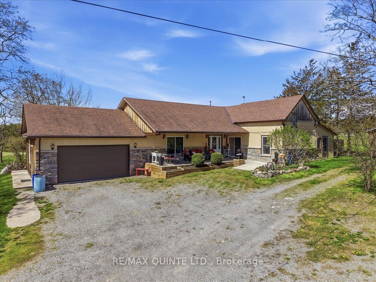 1686 County Road 13, Prince Edward County, ON K0K 2P0