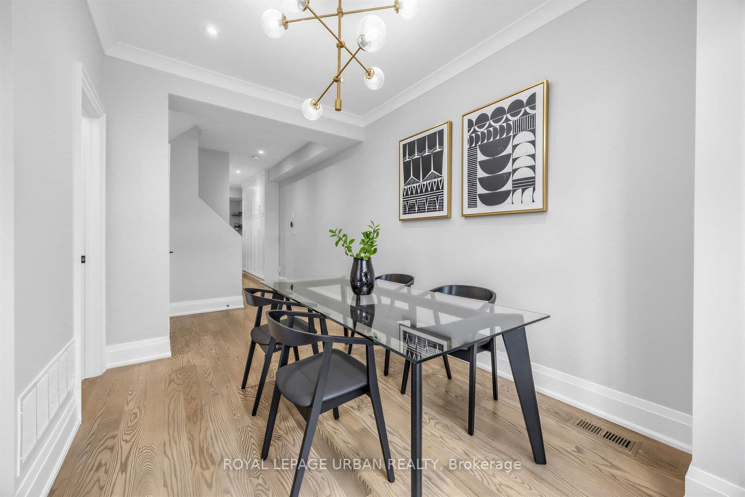 287 Glebemount Avenue, Toronto, ON M4C 3T9