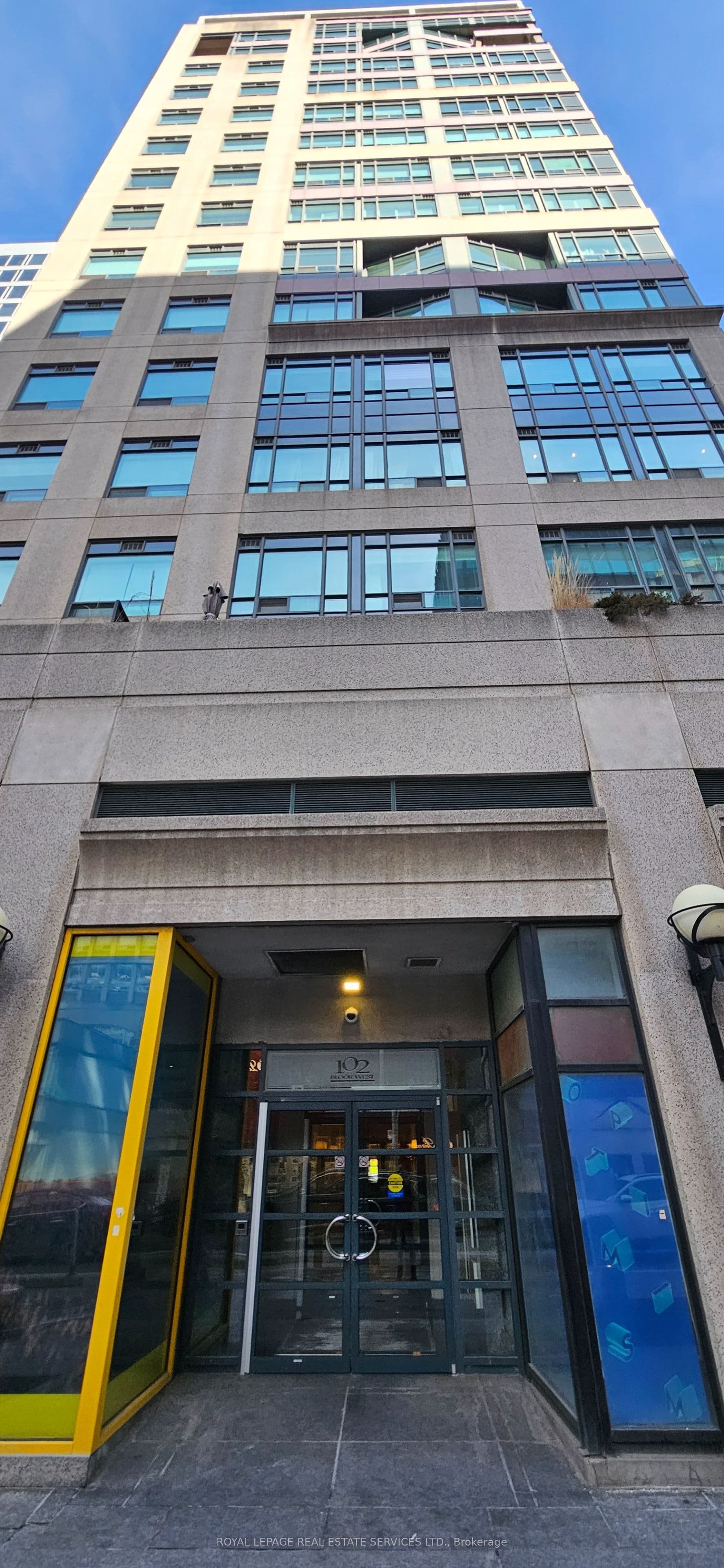 102 Bloor Street W 306, Toronto, ON M5S 1M8