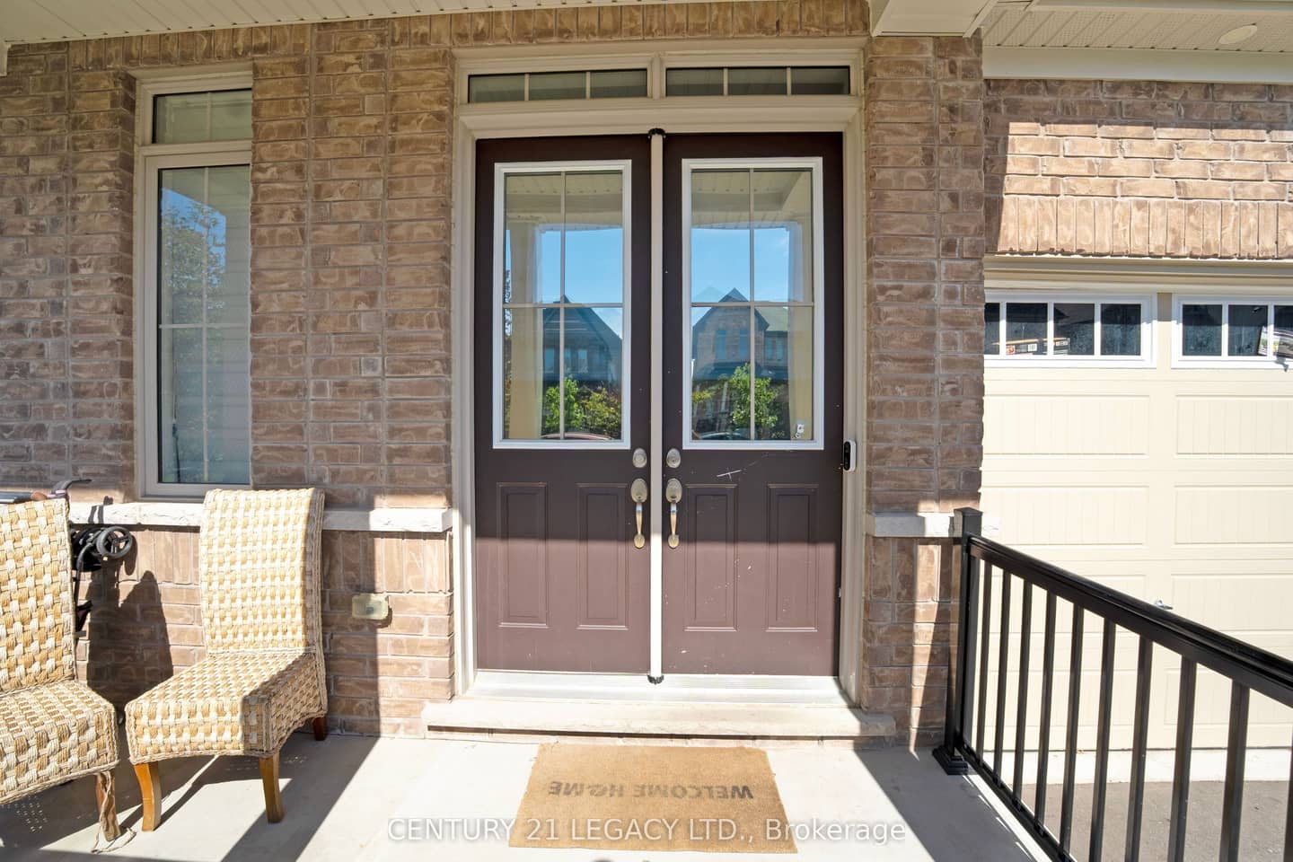 21 Olerud Drive, Whitby, ON L1P 0J1