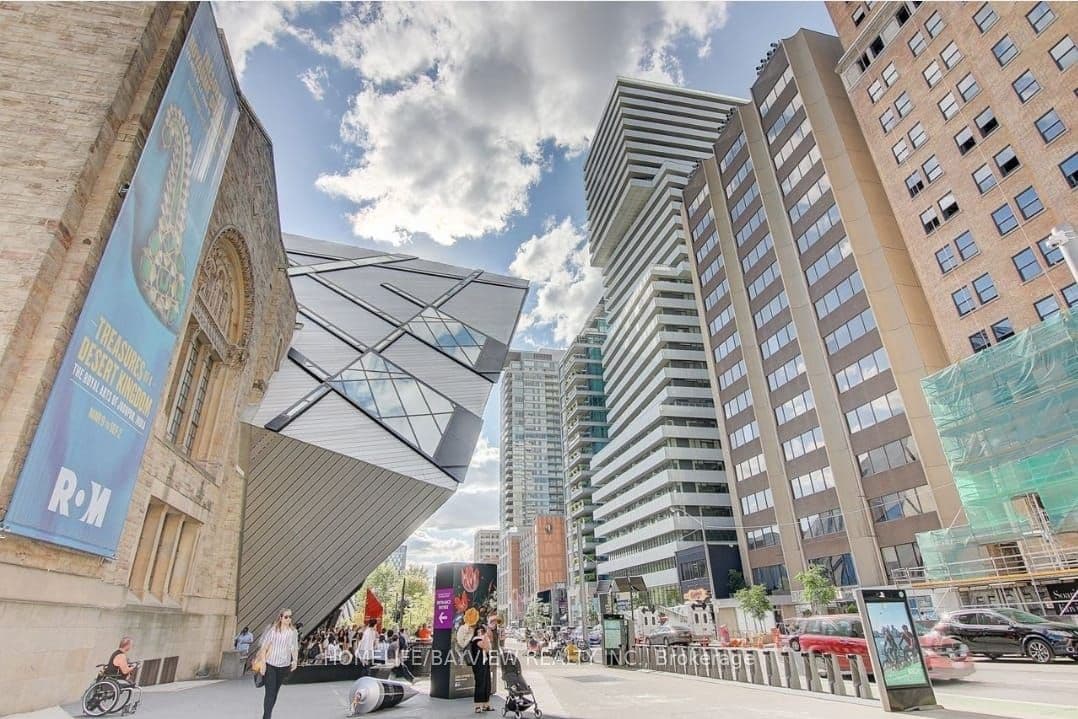 200 bloor Street W 3105, Toronto, ON M5S 1T8