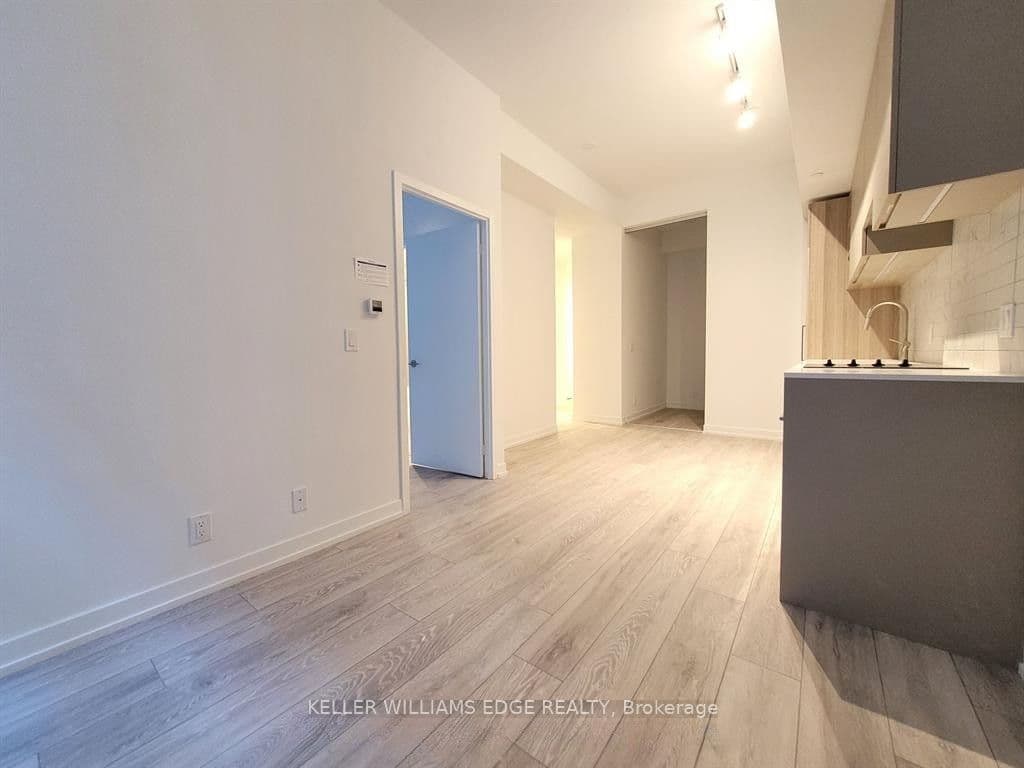 55 Mercer Street 601, Toronto, ON M5V 3W2