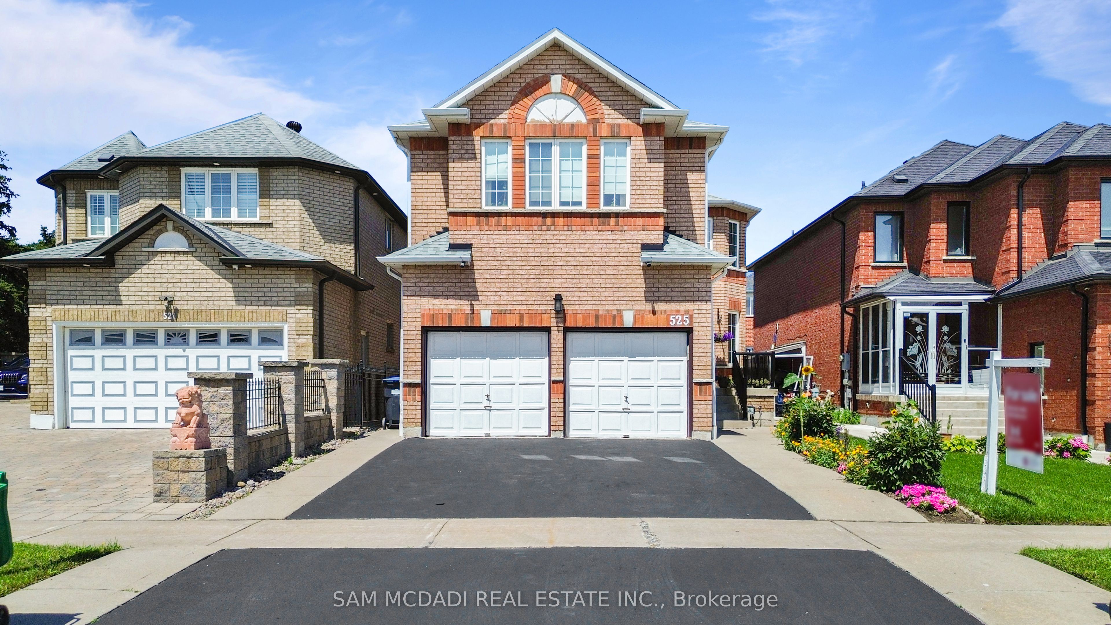 525 Driftcurrent Drive, Mississauga, ON L4Z 3Z2