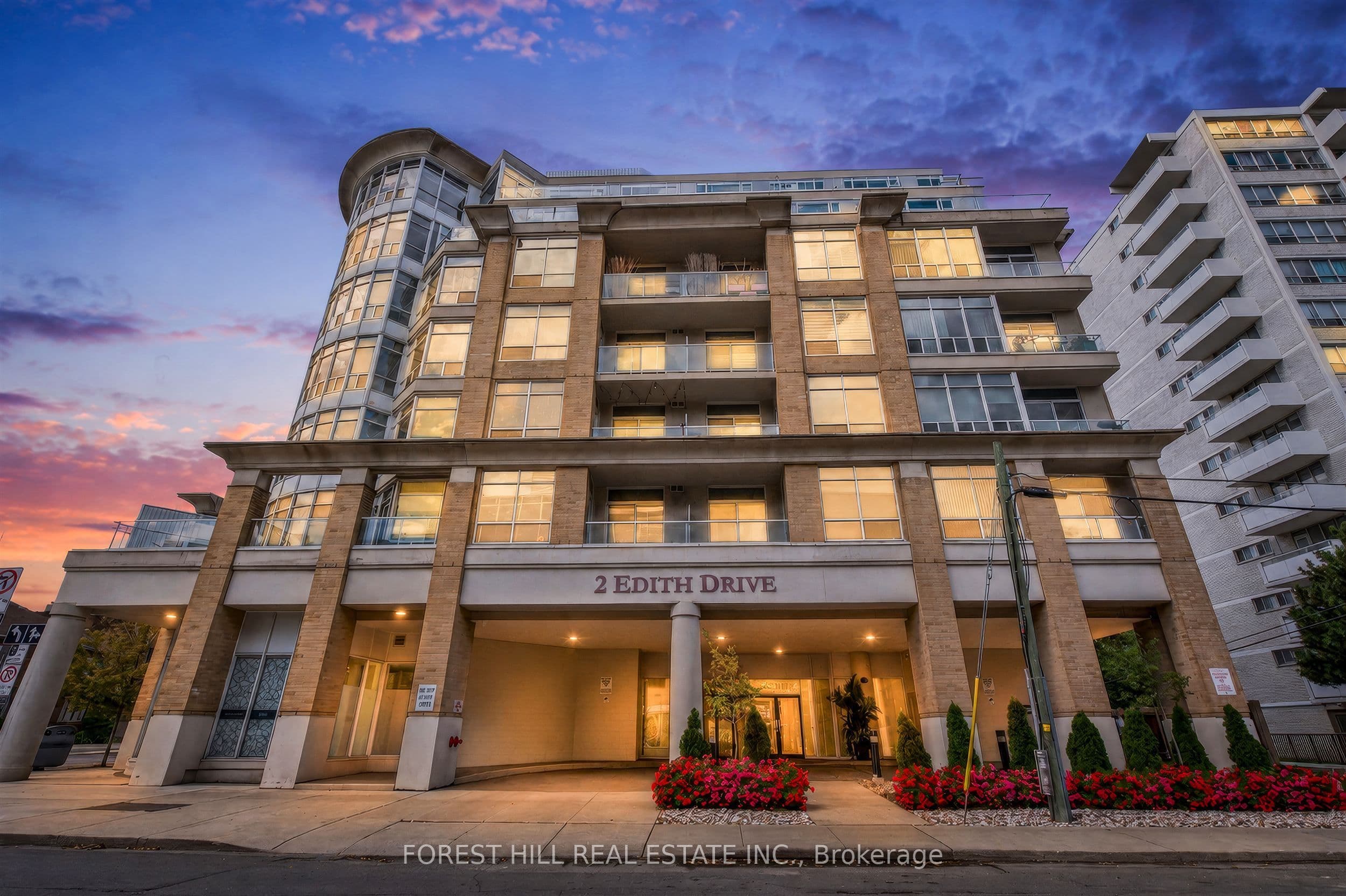2 Edith Drive 508, Toronto, ON M4R 2H7