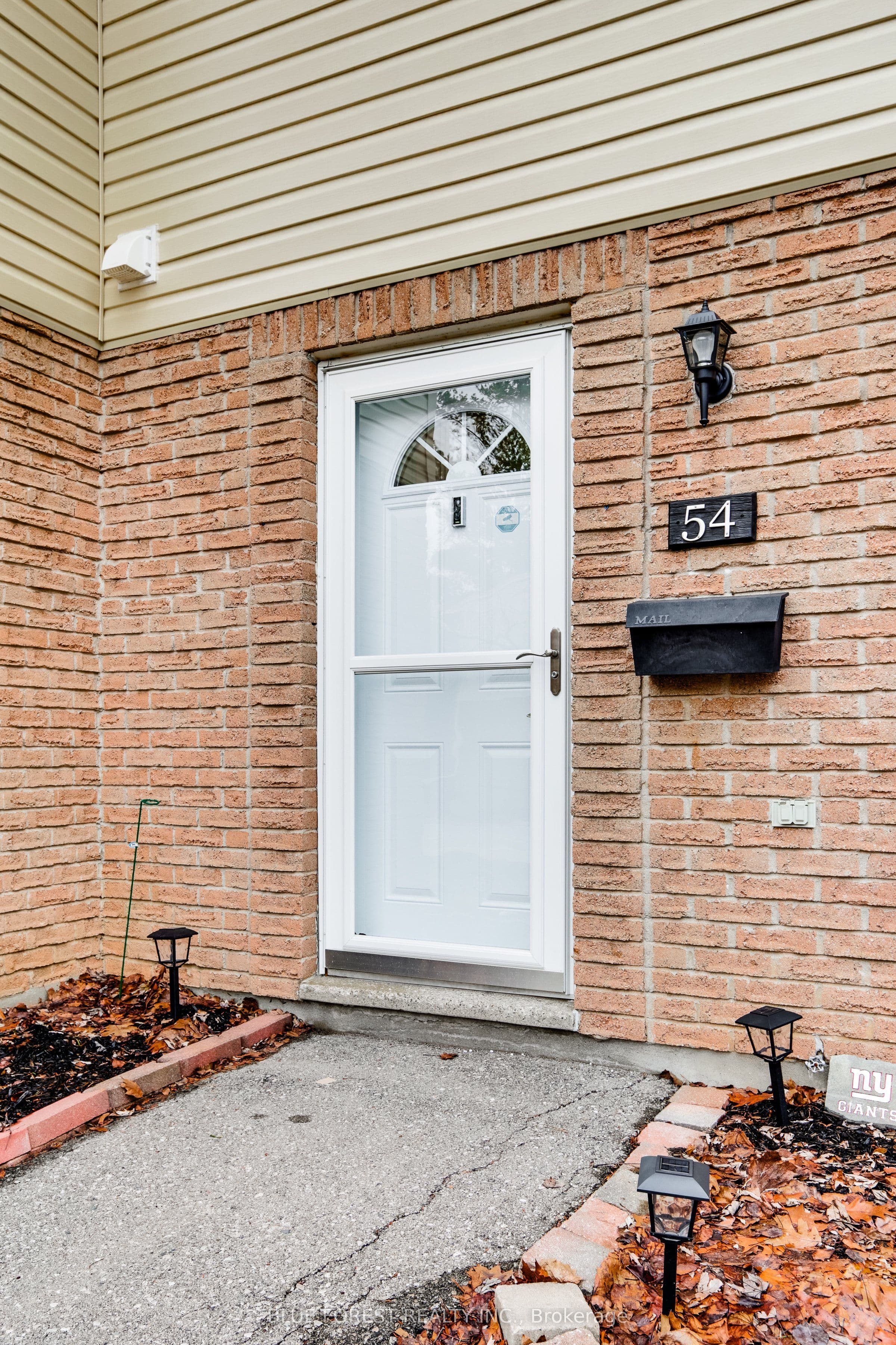 166 W Southdale Road W 54, London South, ON N6J 2J1