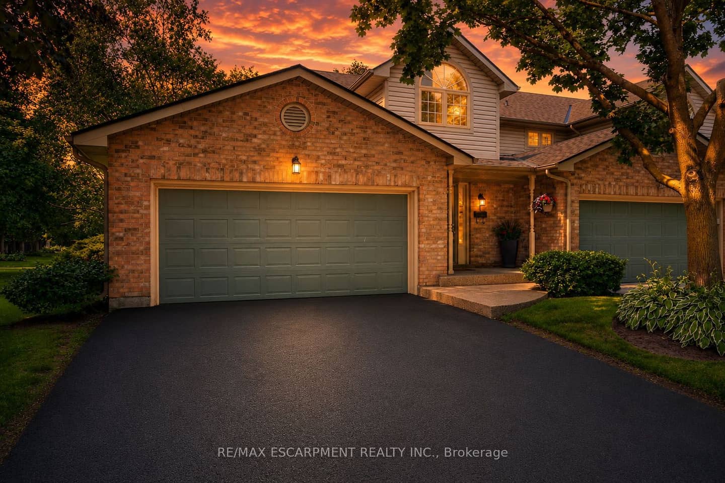 3333 New Street 1, Burlington, ON L7N 1N1