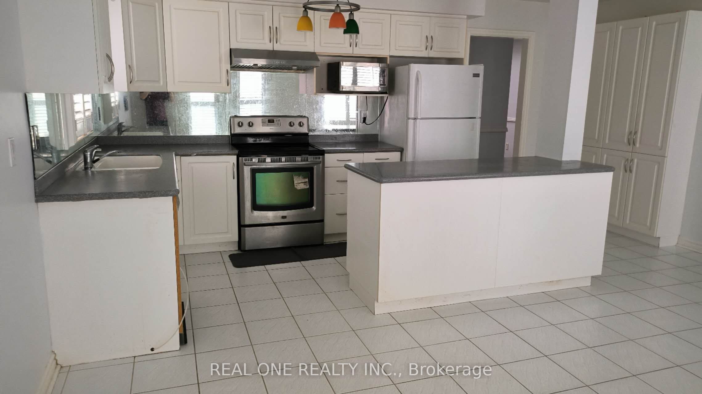 12 Atlantic Avenue, Markham, ON L3P 7B6