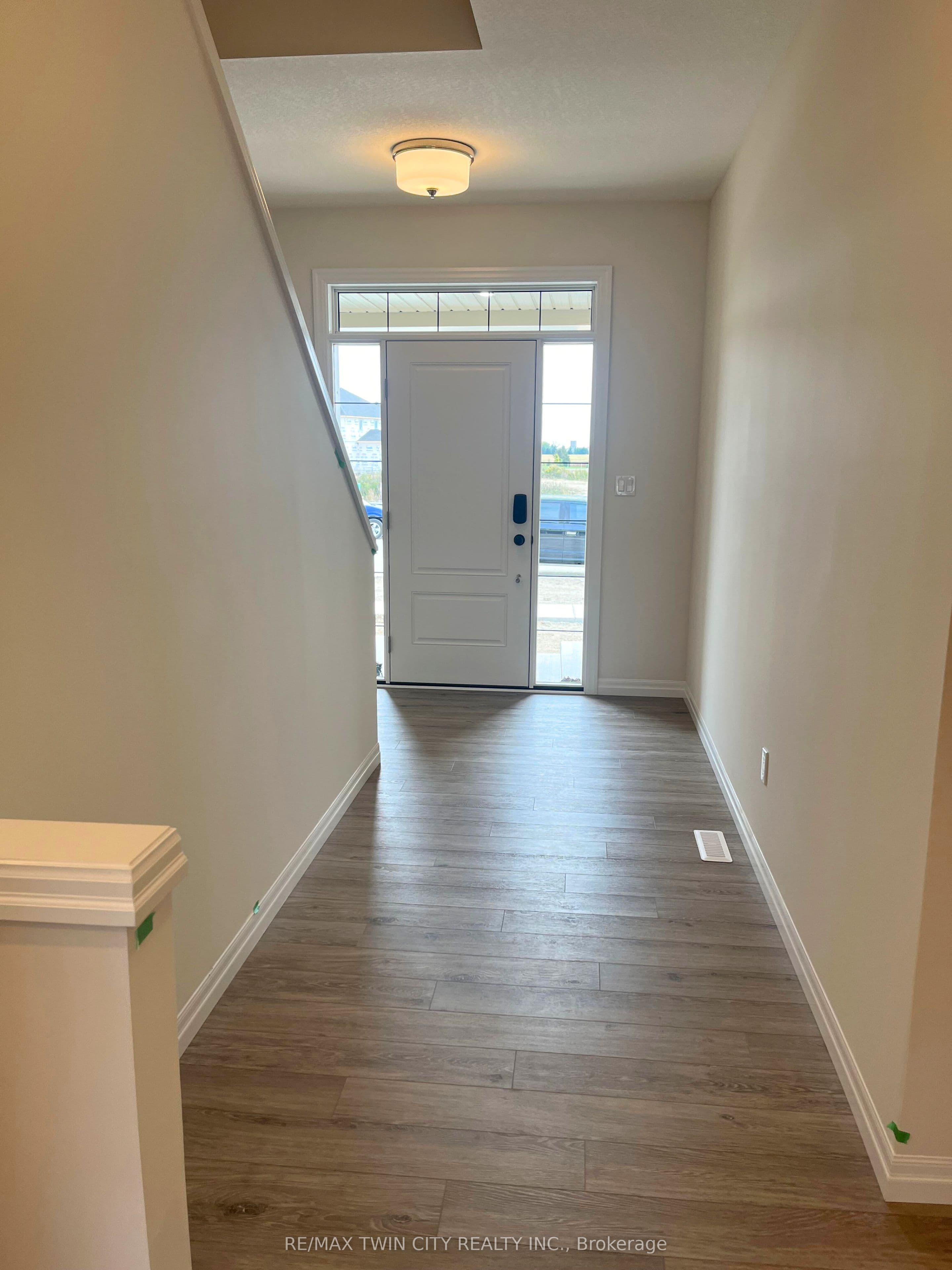 224 Renaissance Drive, St. Thomas, ON N5R 0C1