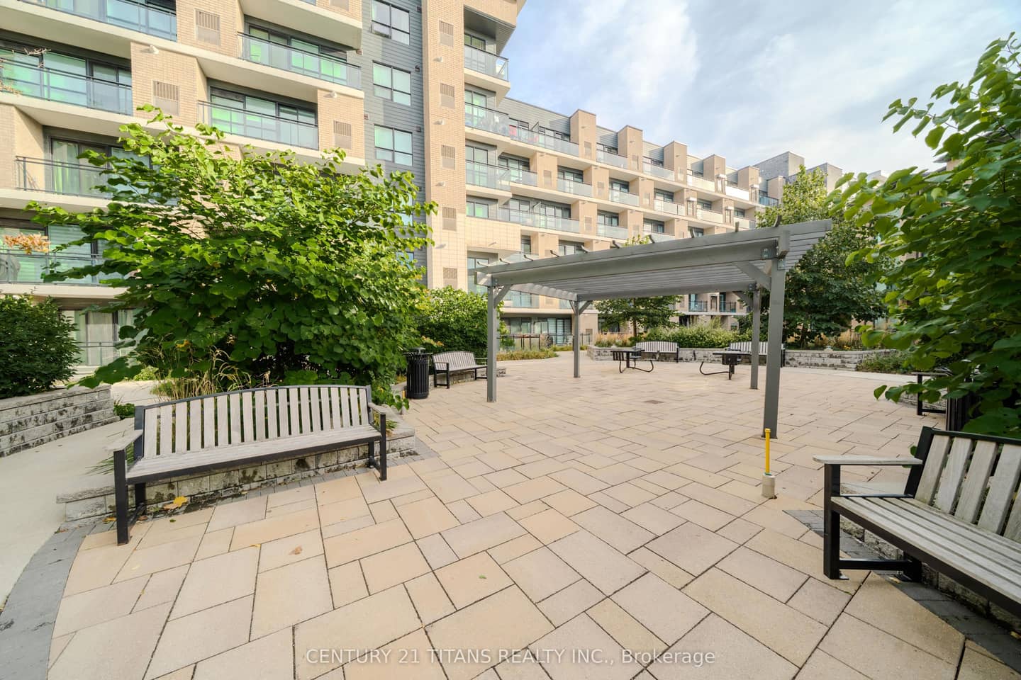 1 Falaise Road 424, Toronto, ON M1E 0B9