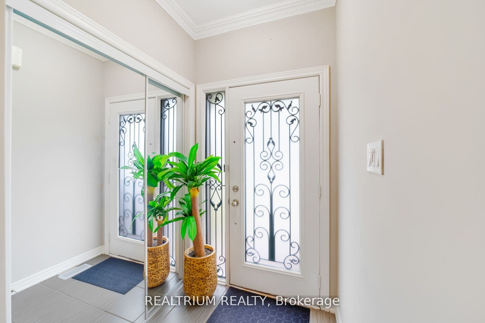 282 Sandale Road, Whitchurch-Stouffville, ON L4A 0Y4