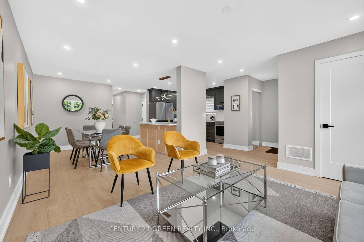 3628 Anniversary Road, Mississauga, ON L5C 2G1