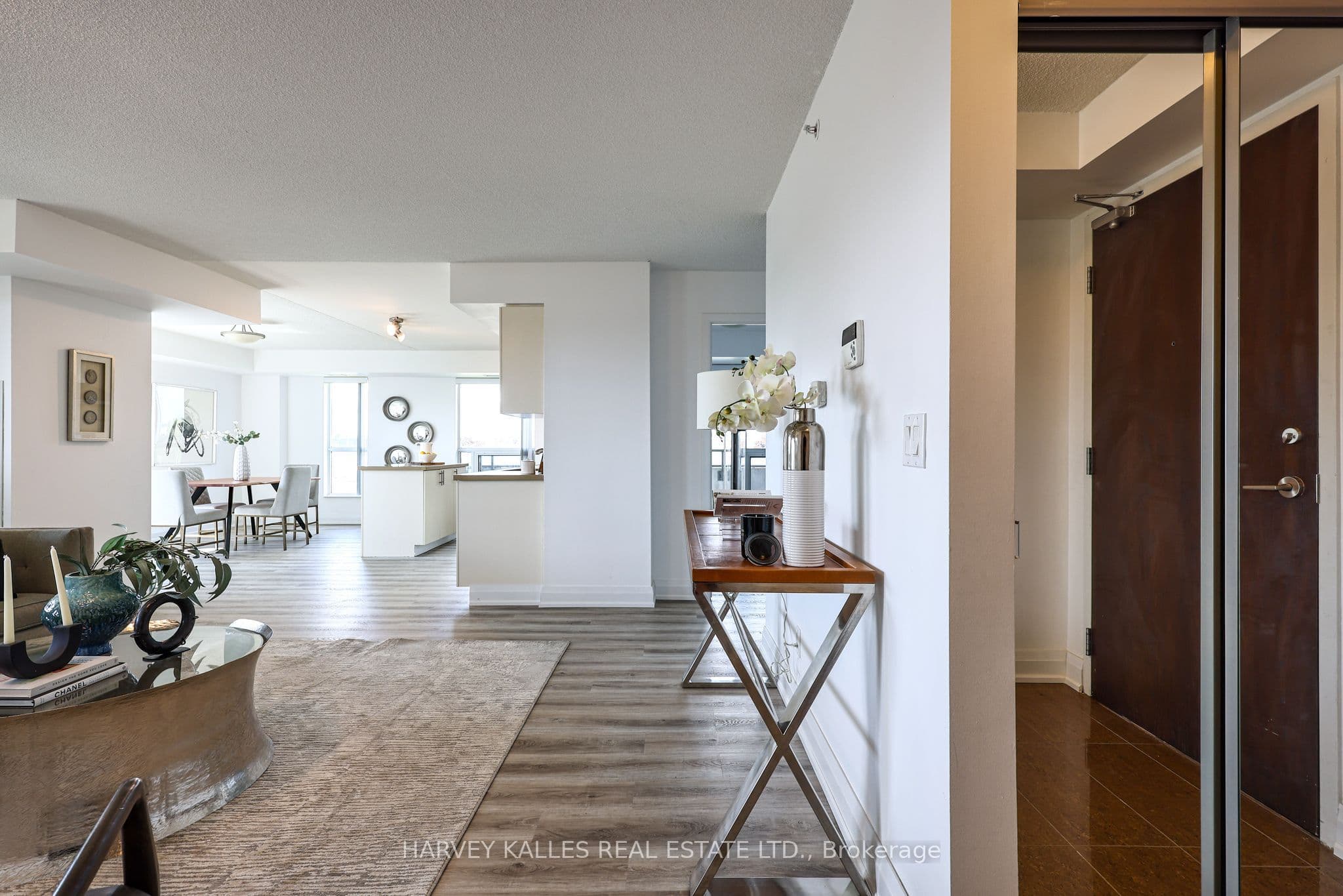 75 Norman Bethune Avenue 317, Richmond Hill, ON L4B 0B6