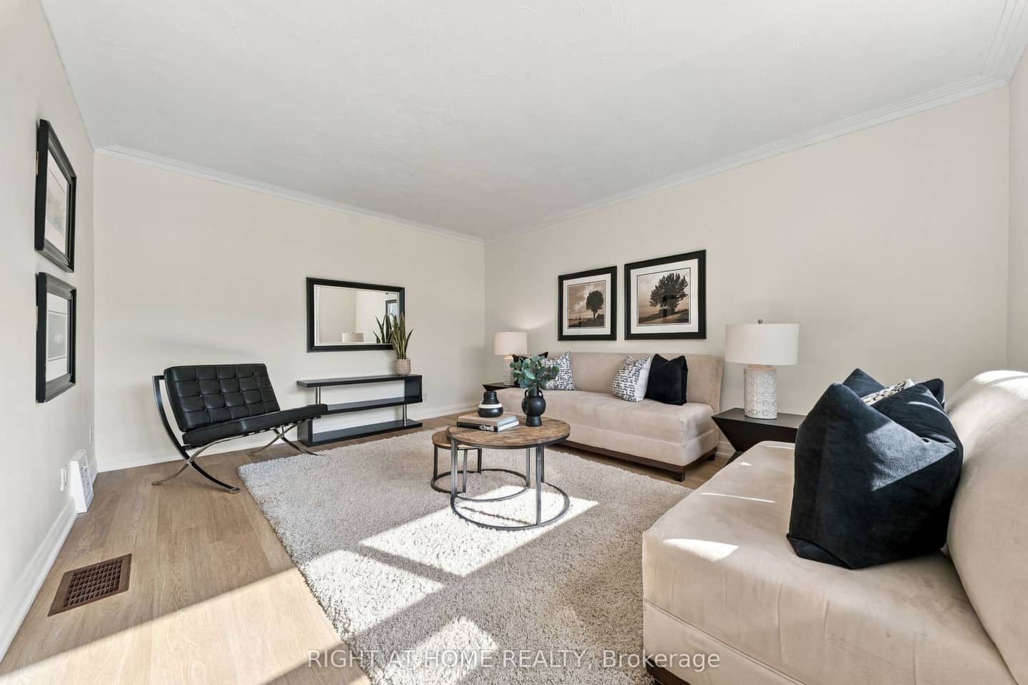 22 Katherine Road, Toronto, ON M3K 1H9