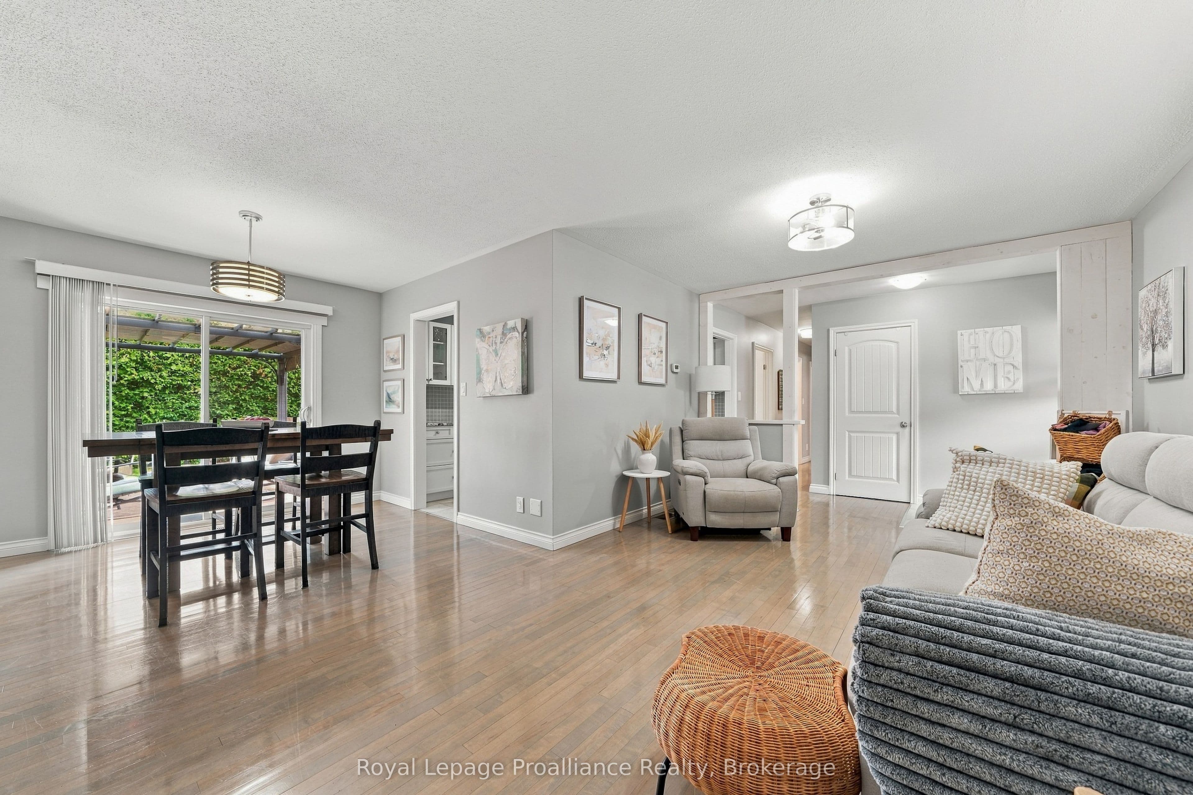 12 Orchard Crescent, Brighton, ON K0K 1H0