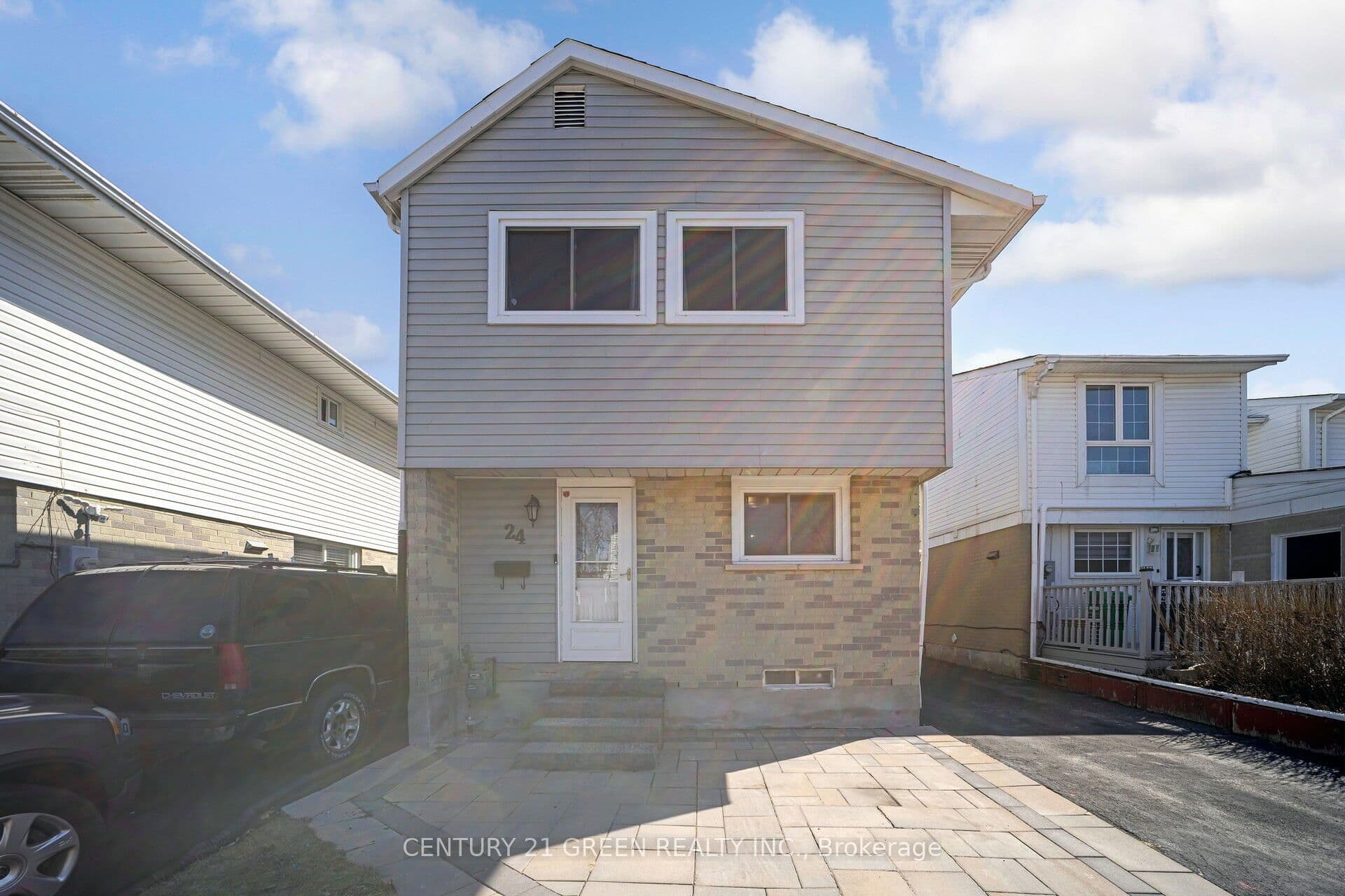 24 Jackman Drive, Brampton, ON L6S 2L7