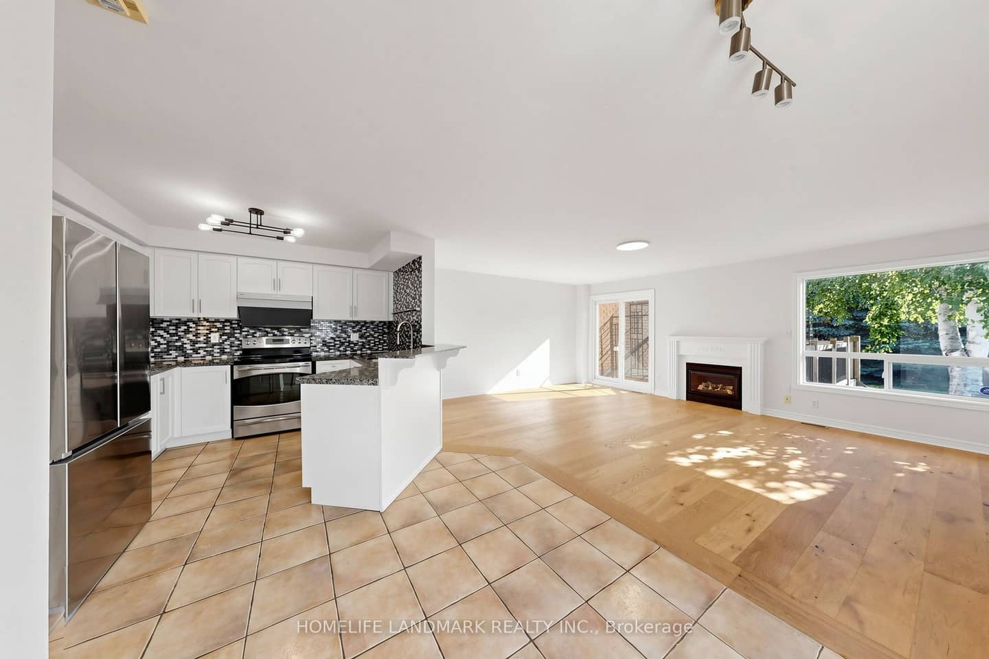 183 Freemont Street, Vaughan, ON L4K 5H6