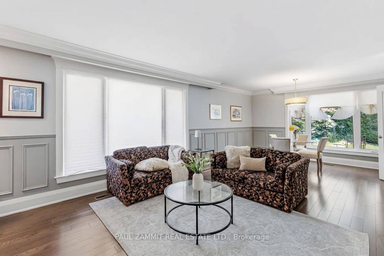 29 Heathview Avenue, Toronto, ON M2K 2C2