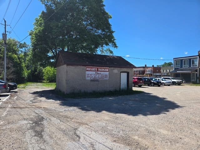 325 (garage) 10th Street, Hanover, ON N4N 4P1