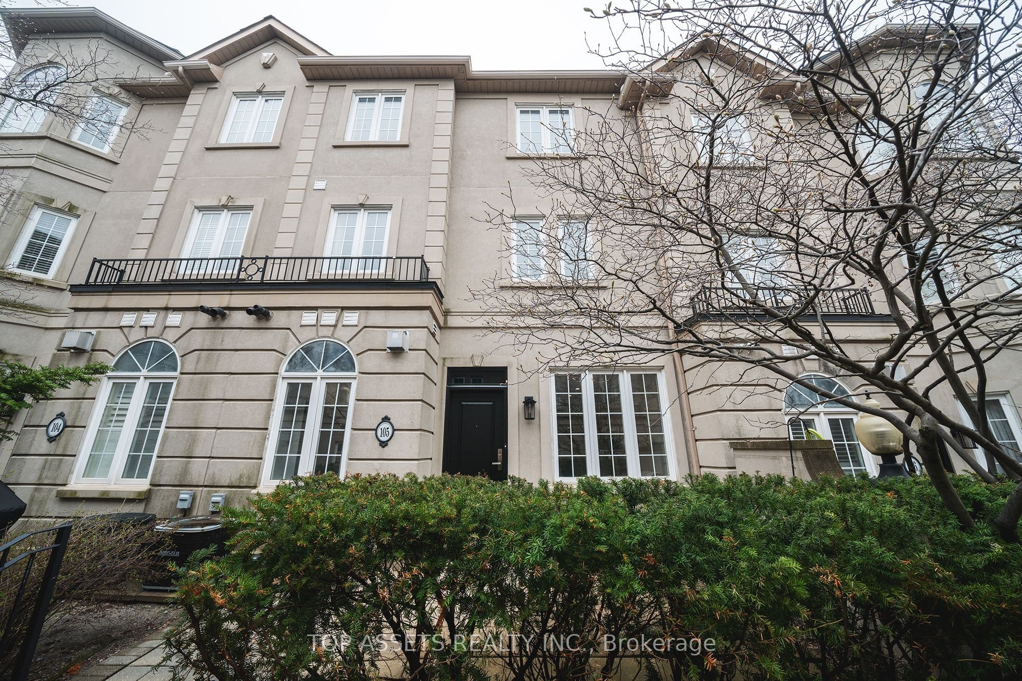 11 Everson Drive 105, Toronto, ON M2N 7B9