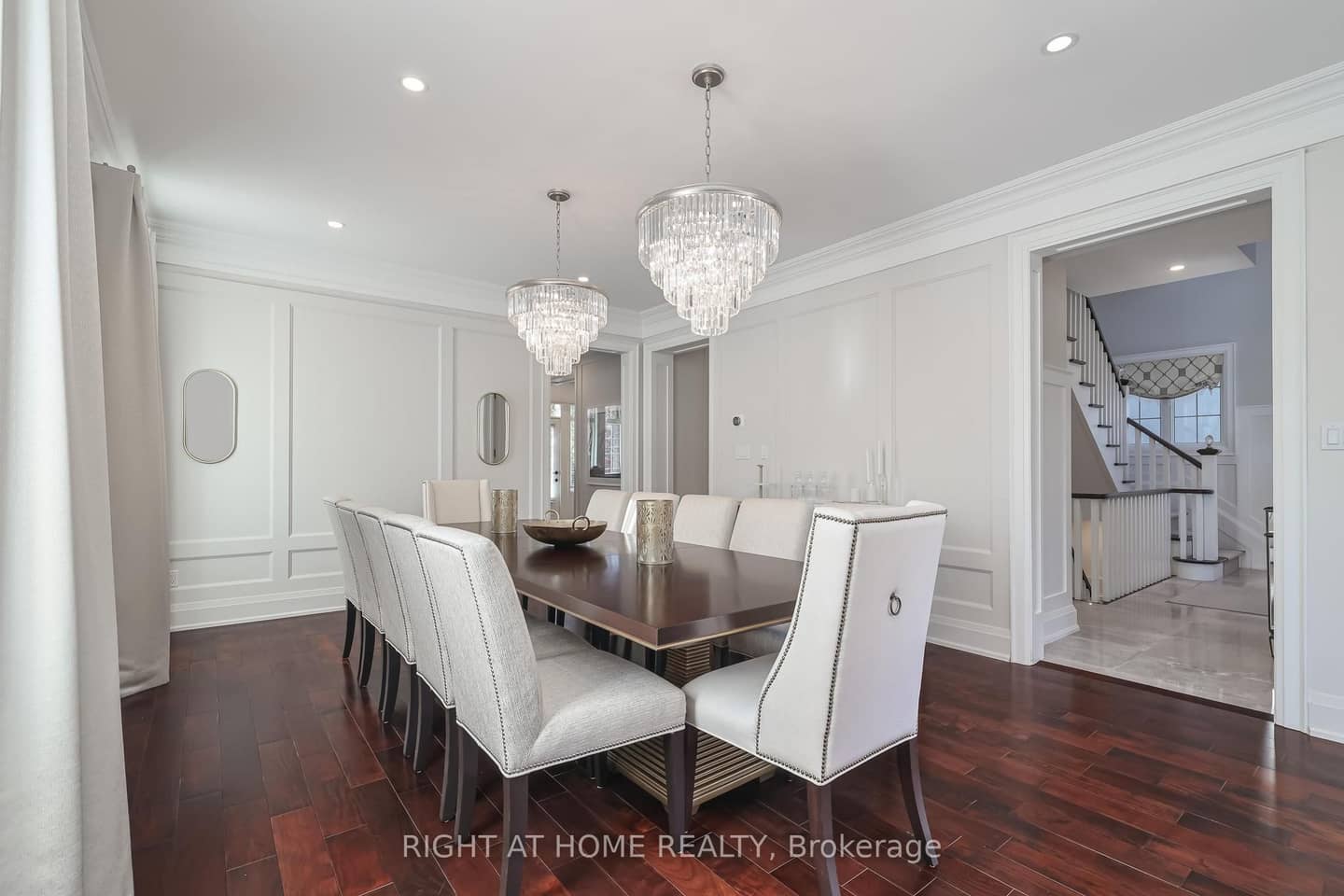 144 Brooke Street, Vaughan, ON L4J 1Y9