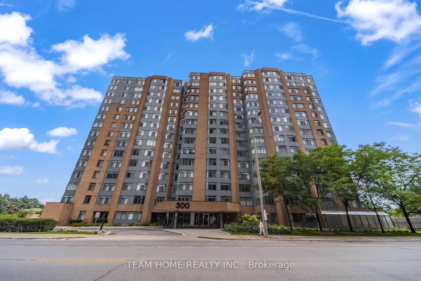300 Webb Drive 604, Mississauga, ON L5B 3W3
