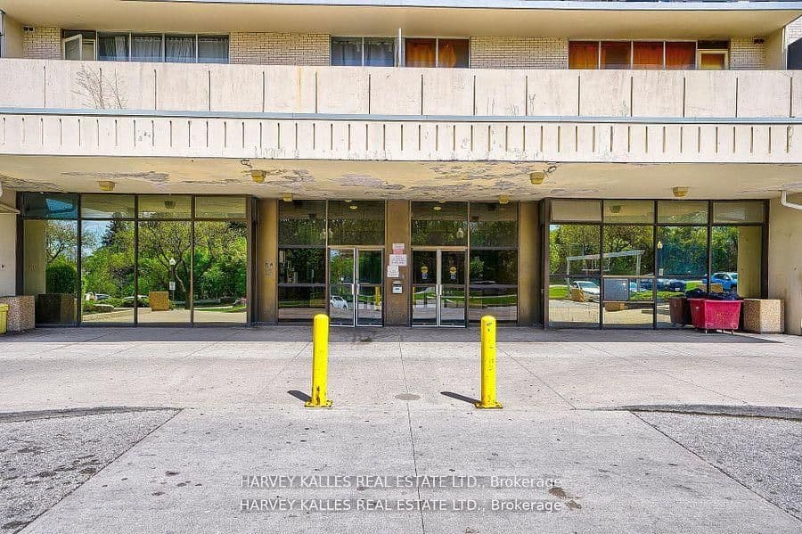 2000 Sheppard Avenue W 505, Toronto, ON M3N 1A2