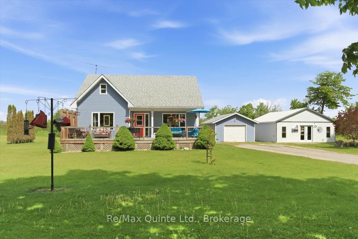 168 Schoolhouse Road, Prince Edward County, ON K0K 2P0