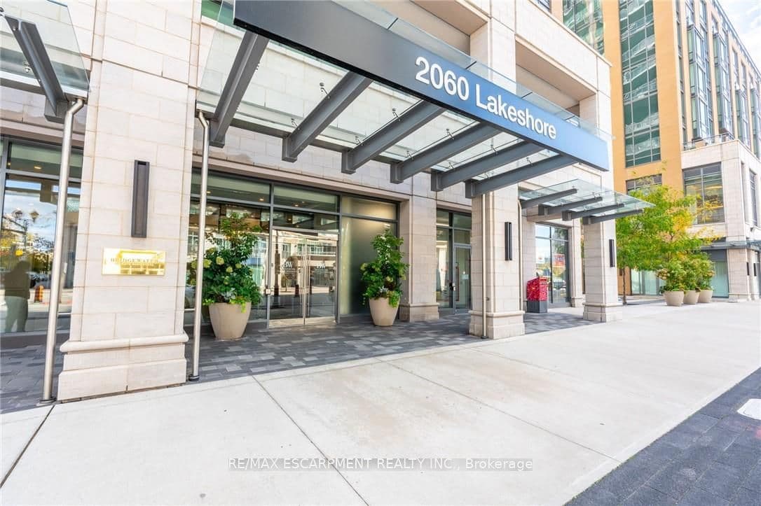 2060 Lakeshore Road 406, Burlington, ON L7R 0G2