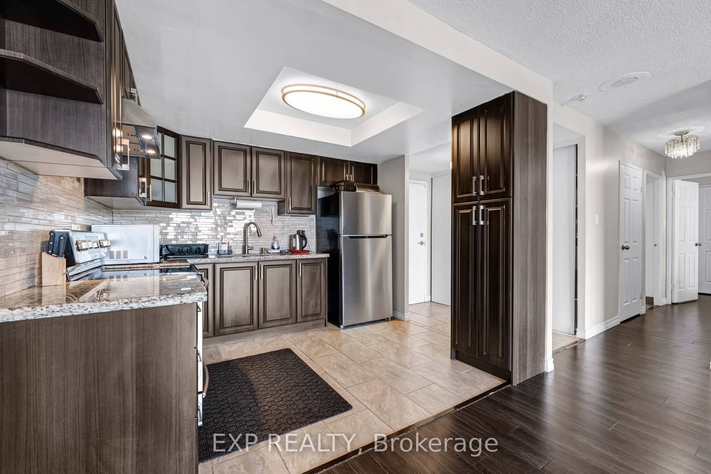 10 Dean Park Road 1108, Toronto, ON M1B 3G8