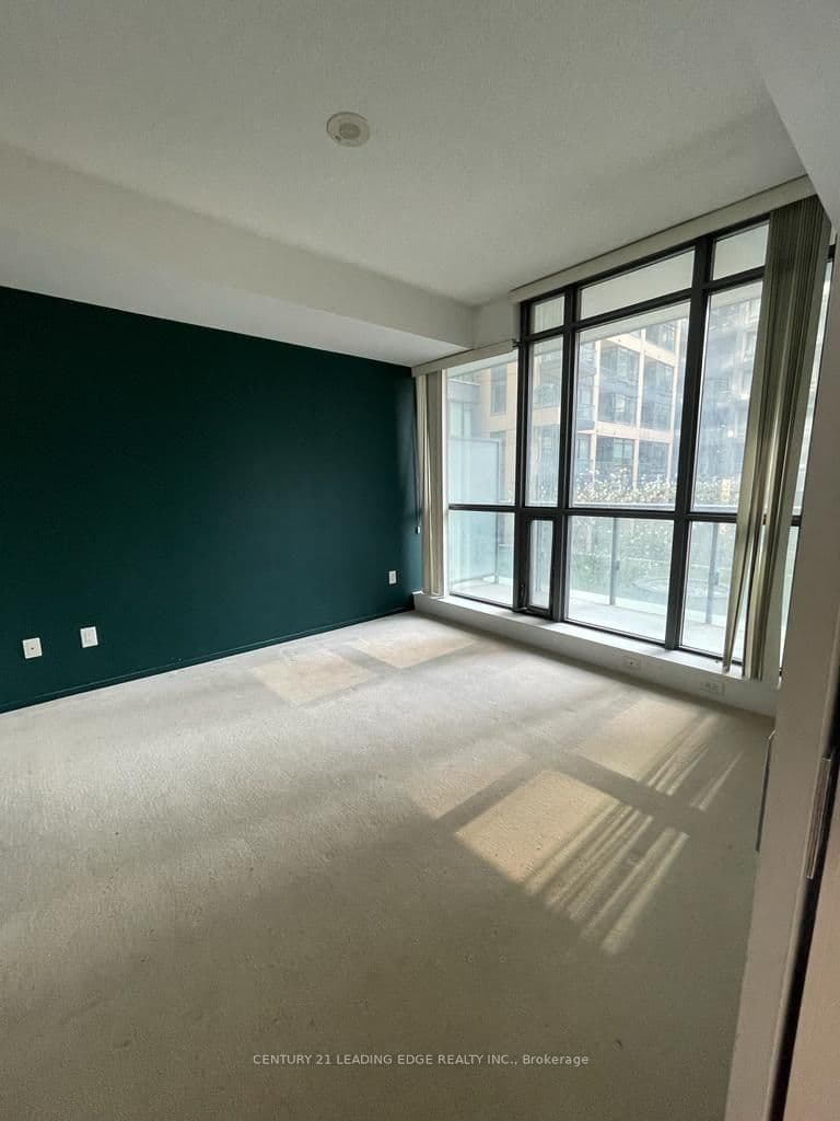 8 Charlotte Street 302, Toronto, ON M5V 0K4