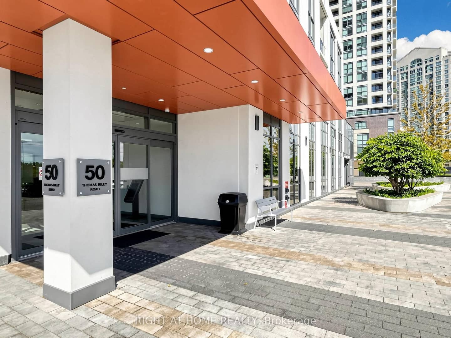 50 Thomas Riley Road 607, Toronto, ON M9B 0C5